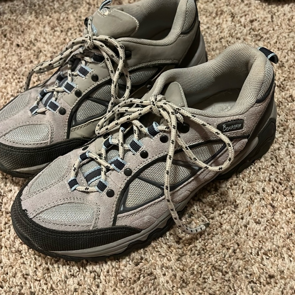 Bearpaw Women’s hiking shoes